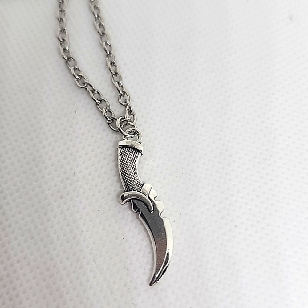 💀 Goth Dagger Necklace☠️